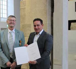 Jakob Scheller und SGD Süd-Präsident Hannes Kopf bei der Verleihung