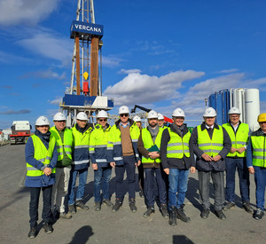 Präfekt der Region Grand Est und Vertreter aus Rheinland-Pfalz und Baden-Württemberg beim Besuch der Geothermie-Anlage in Landau